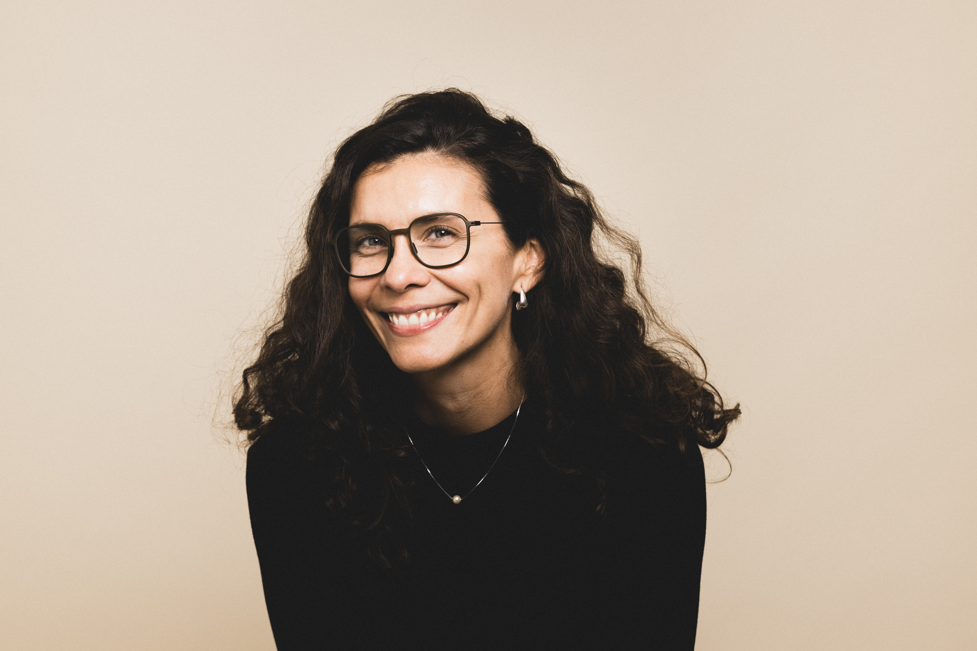 MB250715_Annu_Studio_1077-screen